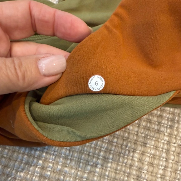 Lululemon Align Double-sided Sports Bra - Size 6 - Picture 5 of 5